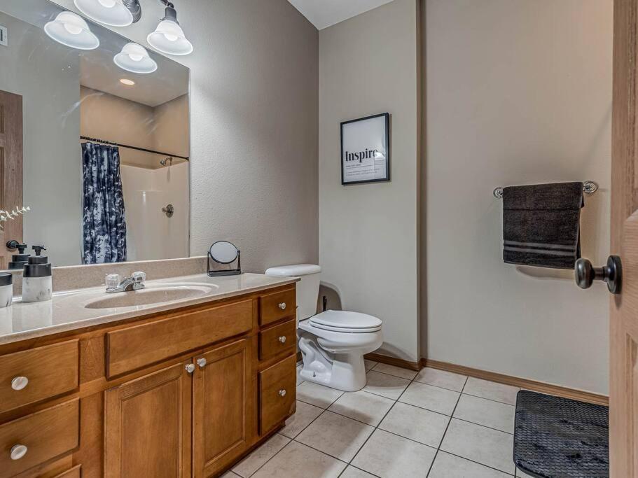 Deluxe Studio In Historic Downtown Building! Bartlesville Esterno foto