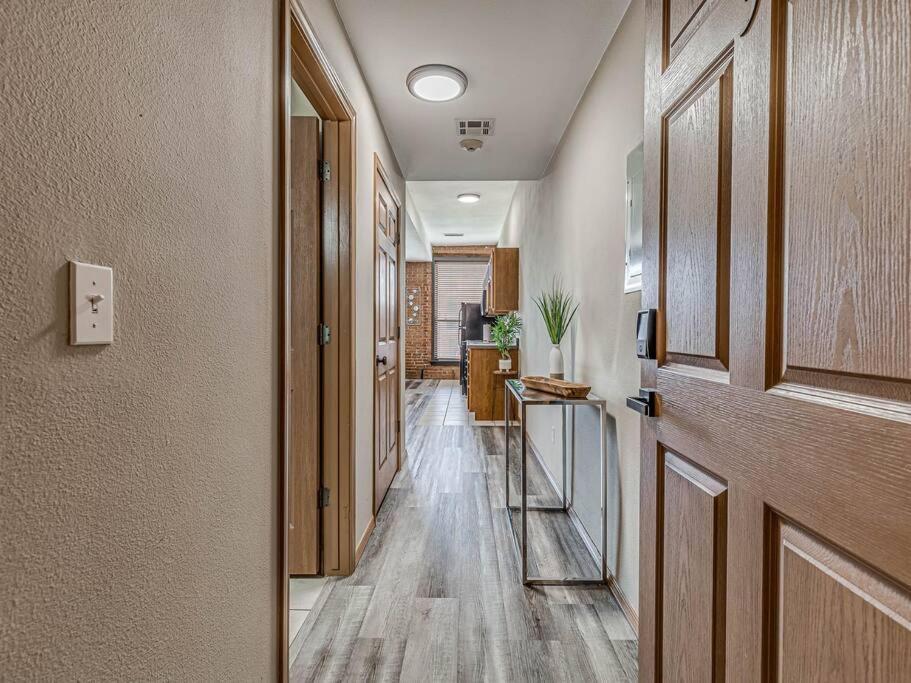 Deluxe Studio In Historic Downtown Building! Bartlesville Esterno foto