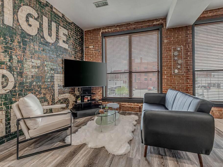 Deluxe Studio In Historic Downtown Building! Bartlesville Esterno foto