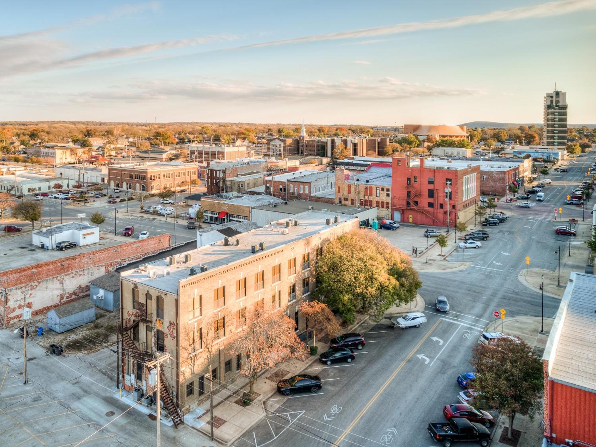 Deluxe Studio In Historic Downtown Building! Bartlesville Esterno foto